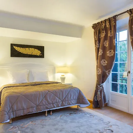 La Bastide De &