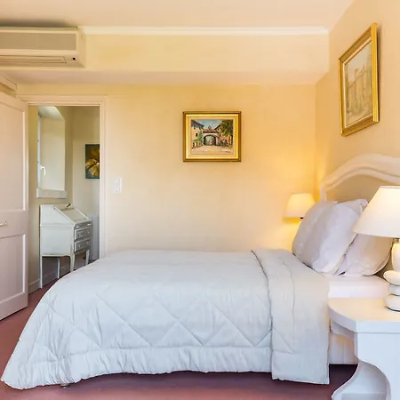 La Bastide De & Hotel 4*